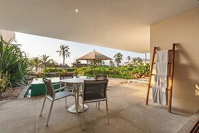 Marea Beachfront Villas