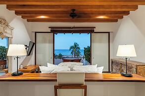 Marea Beachfront Villas