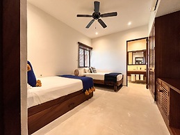 Marea Beachfront Villas