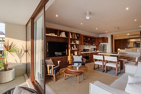 Marea Beachfront Villas