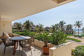 Marea Beachfront Villas