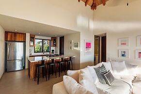 Marea Beachfront Villas