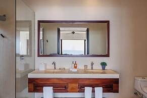 Marea Beachfront Villas