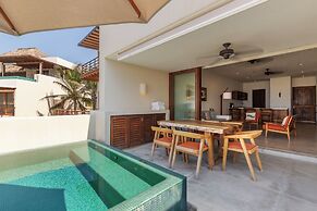Marea Beachfront Villas