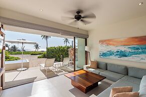 Marea Beachfront Villas