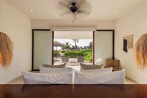 Marea Beachfront Villas