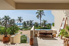 Marea Beachfront Villas