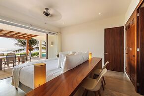 Marea Beachfront Villas