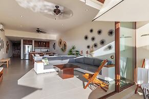 Marea Beachfront Villas