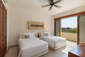 Marea Beachfront Villas