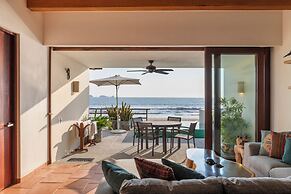 Marea Beachfront Villas