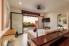 Marea Beachfront Villas