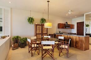 Marea Beachfront Villas