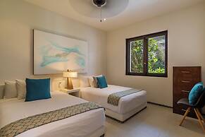 Marea Beachfront Villas