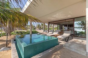 Marea Beachfront Villas