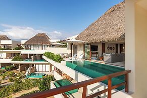 Marea Beachfront Villas