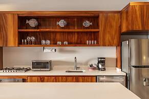 Marea Beachfront Villas