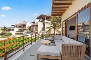 Marea Beachfront Villas