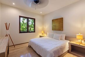 Marea Beachfront Villas