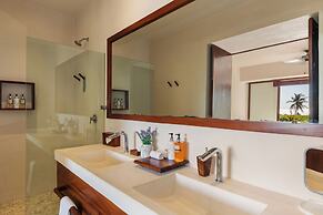 Marea Beachfront Villas