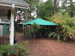 Far View - A Bed & Breakfast Estate