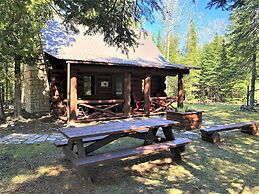 Drummond Island Resort