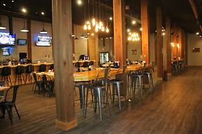 Drummond Island Resort