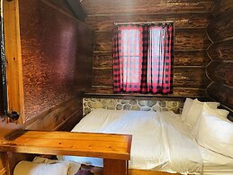 Drummond Island Resort