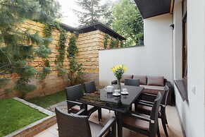 Arcadia Villa
