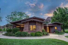 LaFave: Luxury Rentals at Zion