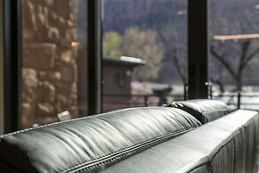 LaFave: Luxury Rentals at Zion