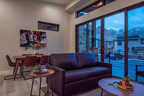 LaFave: Luxury Rentals at Zion