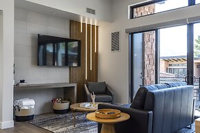 LaFave: Luxury Rentals at Zion