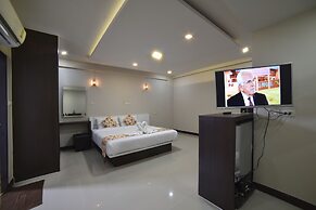 Gold Airport Suites