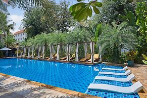 Palace Gate Hotel & Resort By EHM