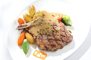 Palace Gate Hotel & Resort By EHM