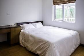 Anh Tri Flower Apartment