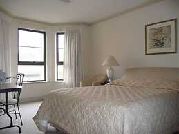 City Escape 2BD in Adelaides East End 2