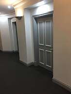 City Escape 2BD in Adelaides East End 2