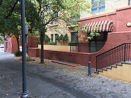 City Escape 2BD in Adelaides East End 2