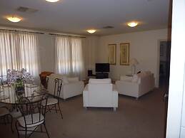 City Escape 2BD in Adelaides East End 2