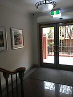 City Escape 3BD in Adelaides East End 5