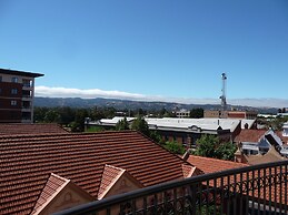 City Escape 3BD in Adelaides East End 5