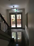 City Escape 3BD in Adelaides East End 5