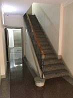 City Escape 3BD in Adelaides East End 5