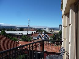 City Escape 3BD in Adelaides East End 5