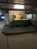 City Escape 3BD in Adelaides East End 6