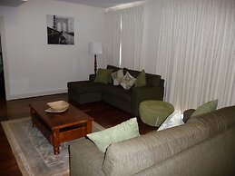 City Escape 3BD in Adelaides East End 6