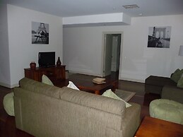 City Escape 3BD in Adelaides East End 6