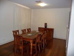 City Escape 3BD in Adelaides East End 6